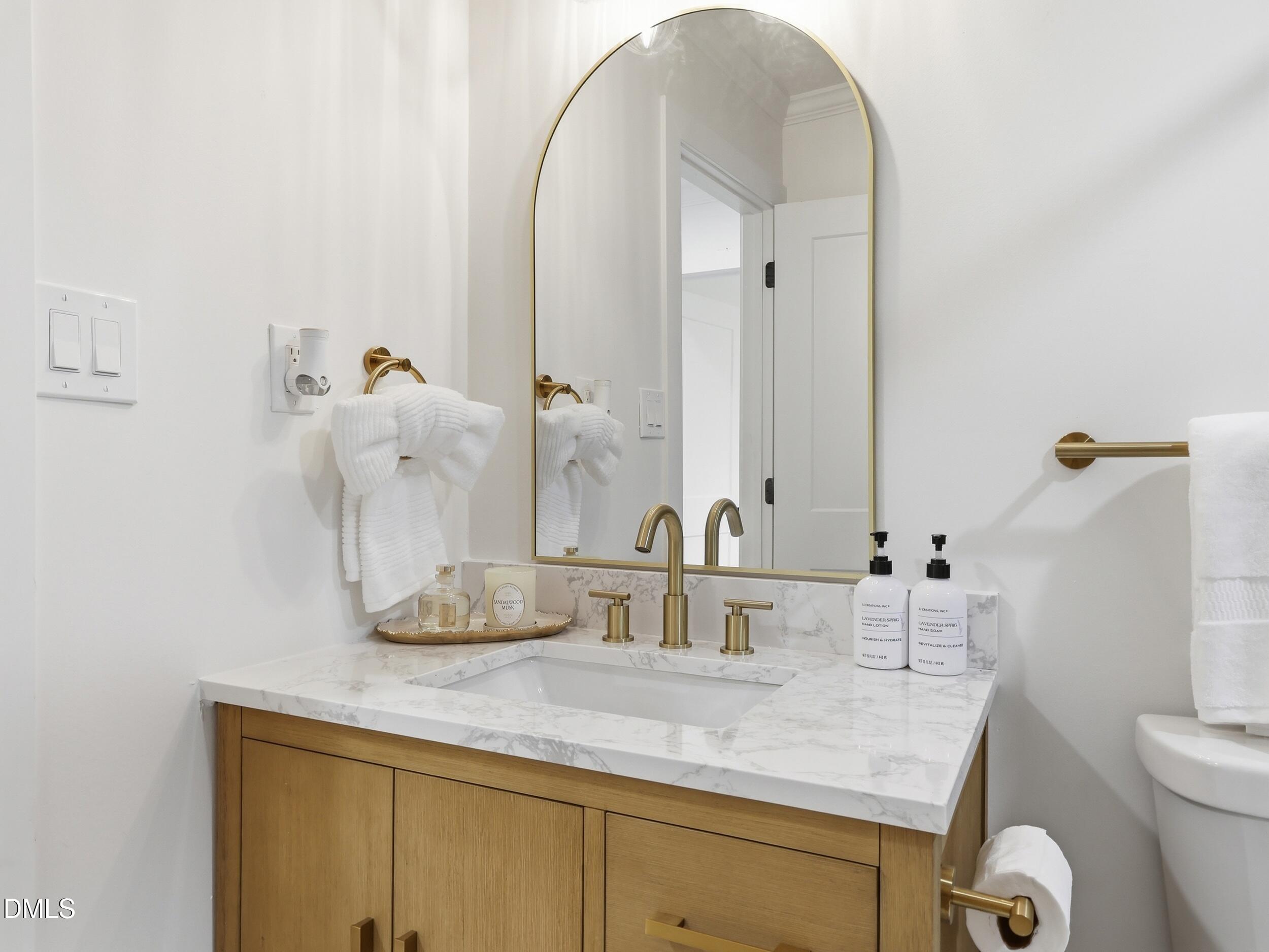 1513 Mountain View Court