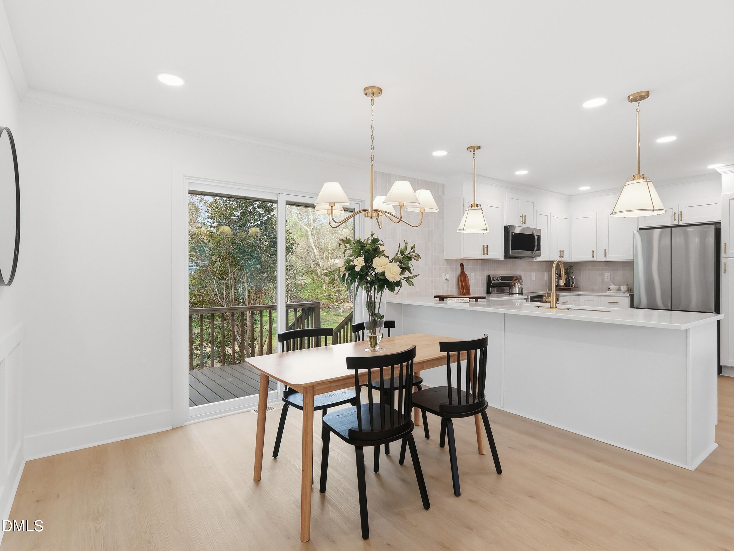 1513 Mountain View Court