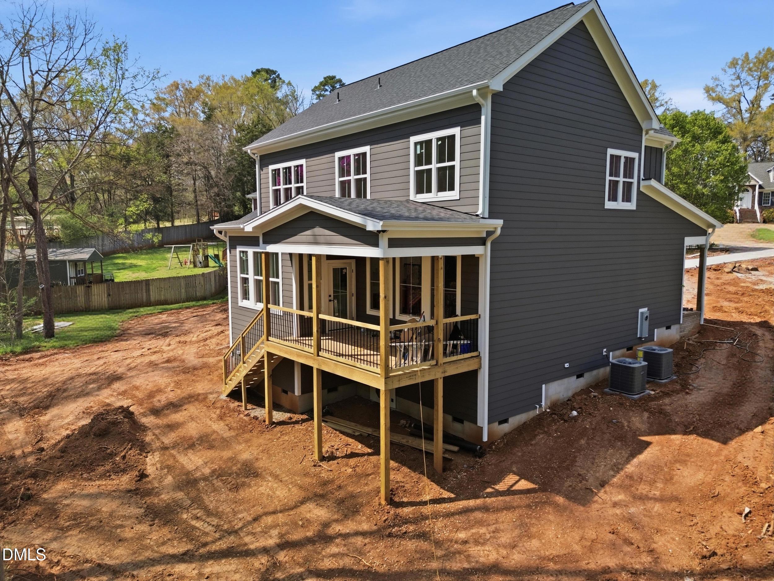 1225 Gemstone Court