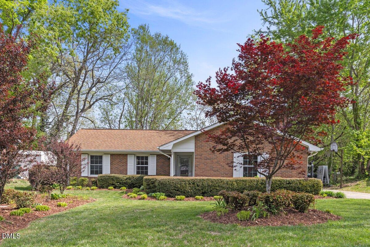 2323 Buckingham Road