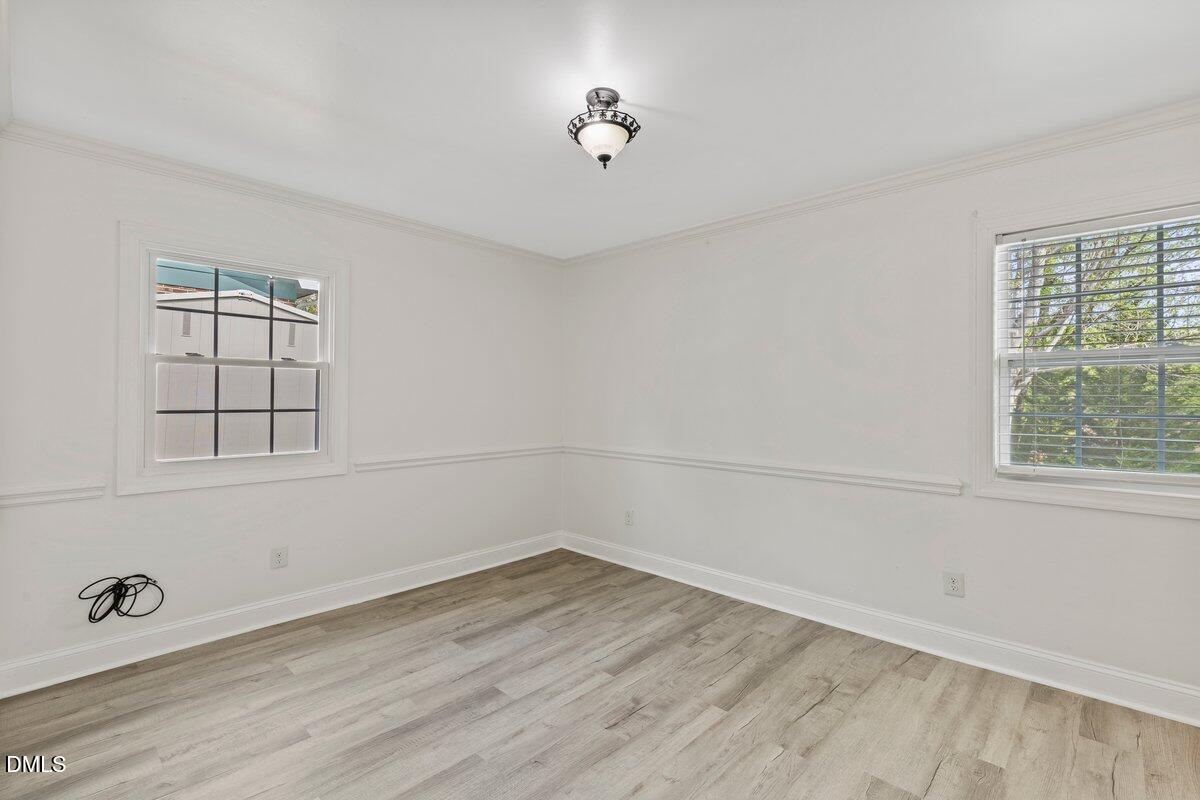 2323 Buckingham Road