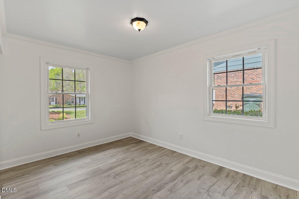 2323 Buckingham Road