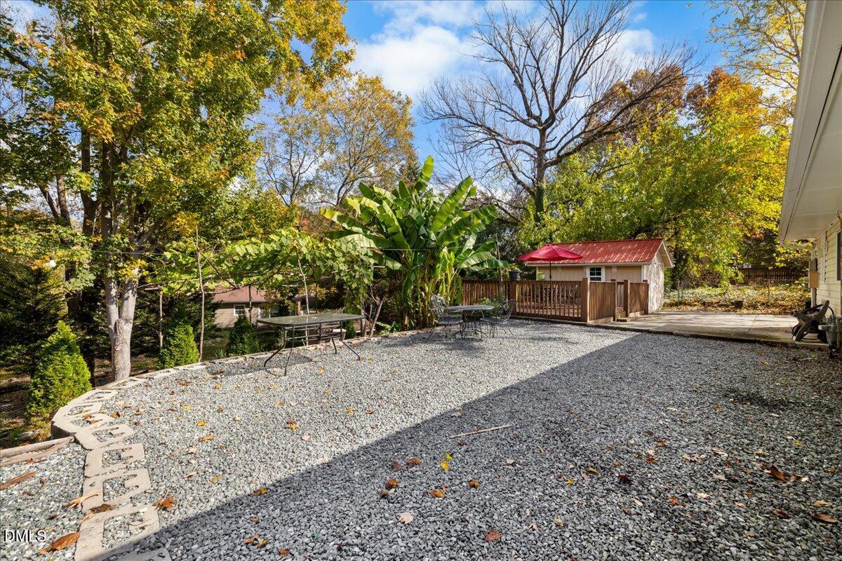 2323 Buckingham Road