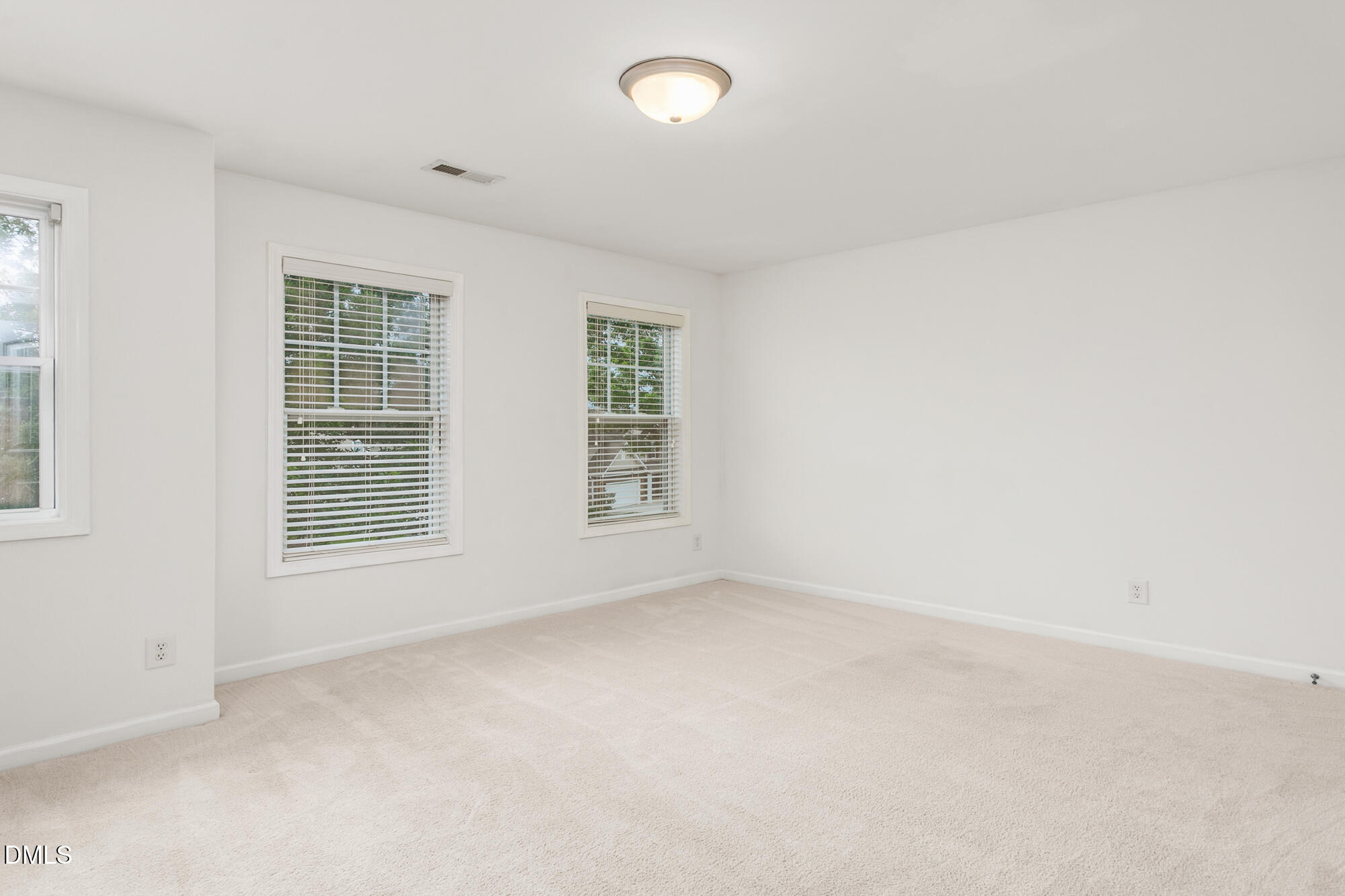 1937 Glenkirk Drive