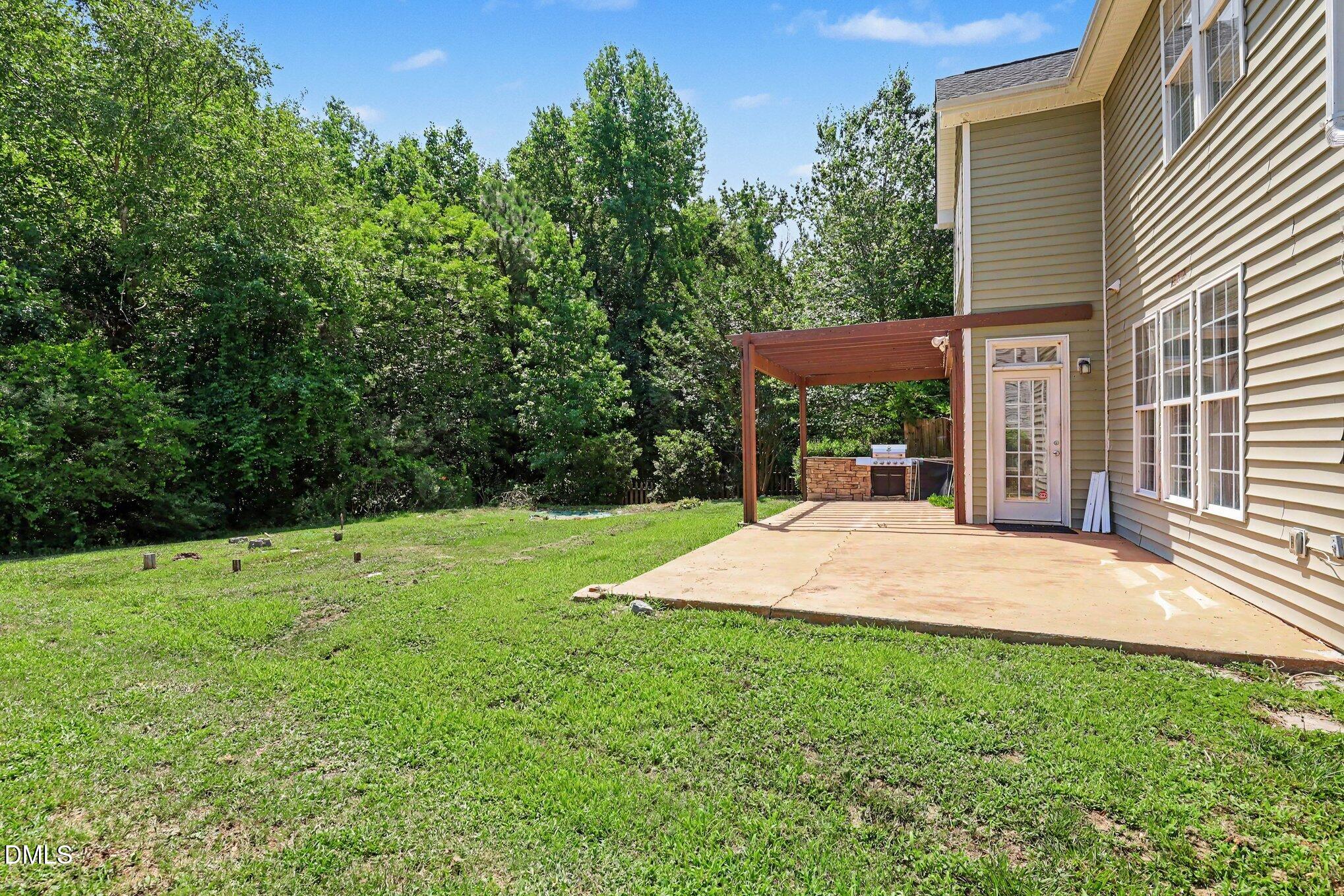 608 Hay River Street