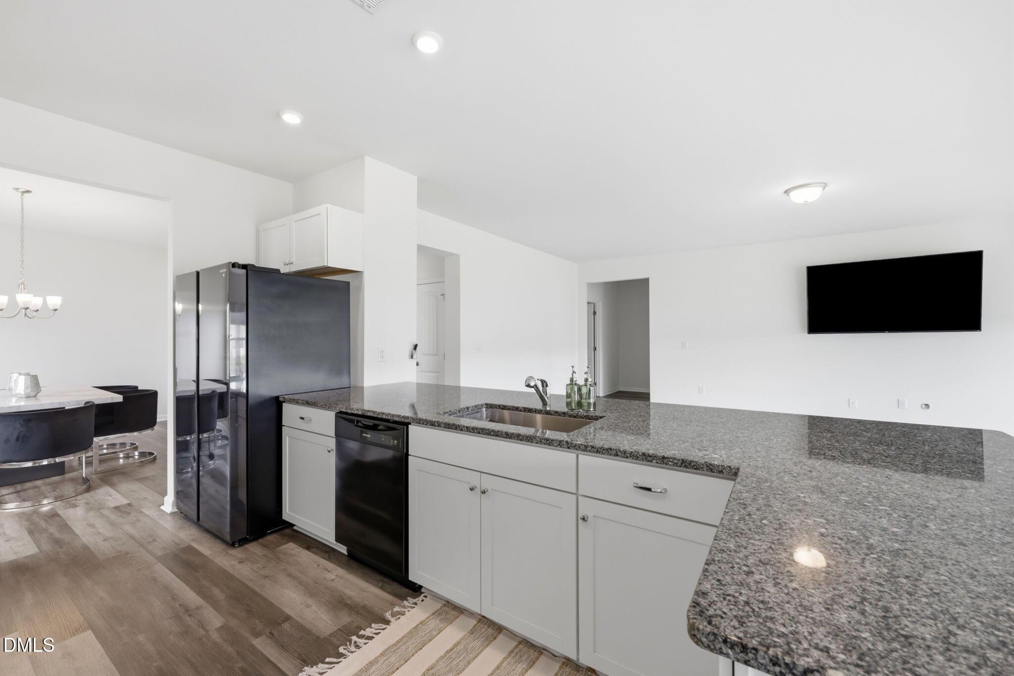 85 W Tecoma Lane