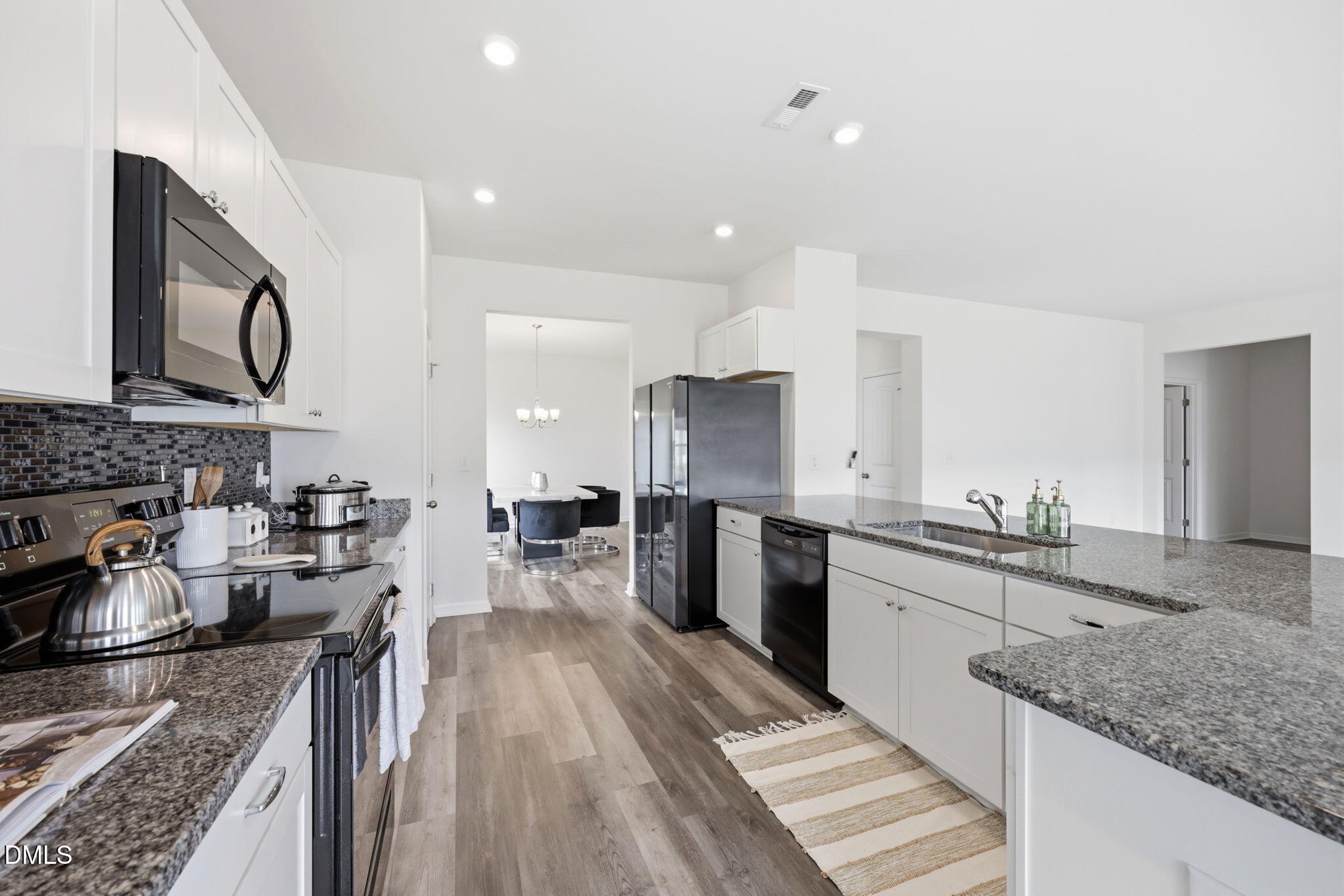 85 W Tecoma Lane