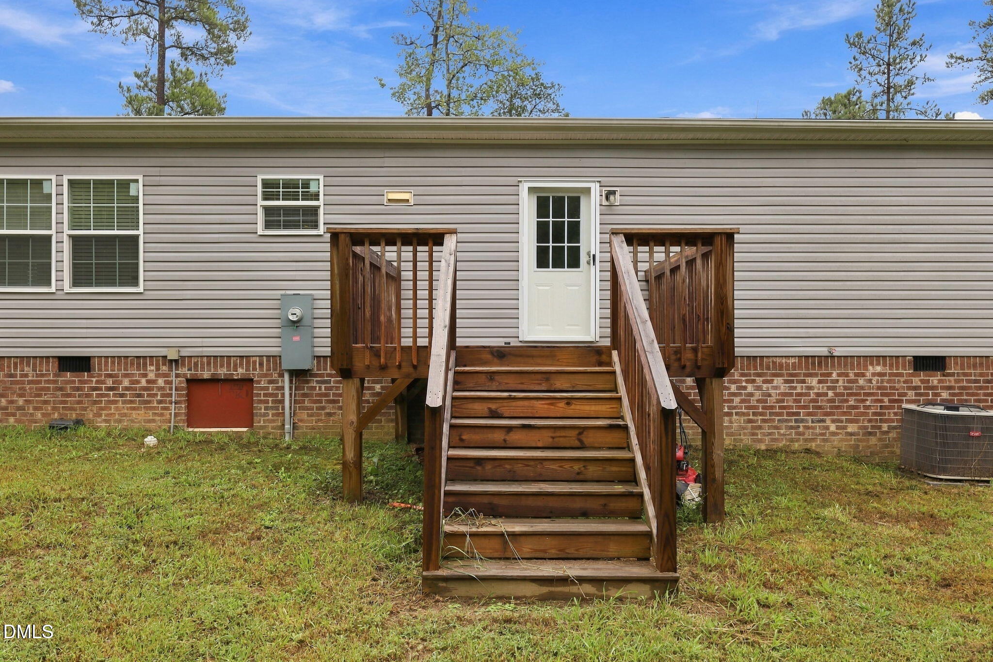 6629 Woodlawn Drive