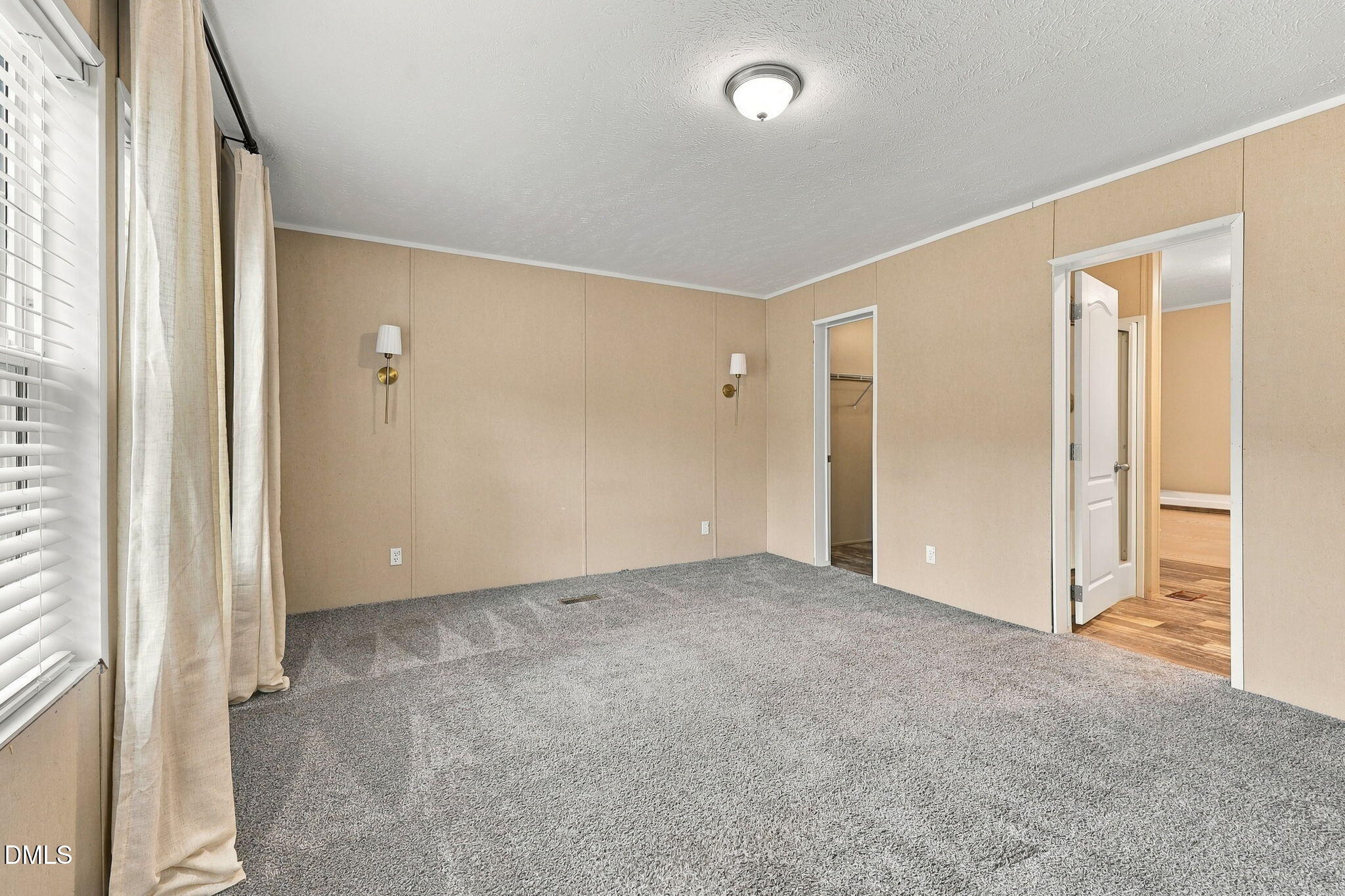 6629 Woodlawn Drive