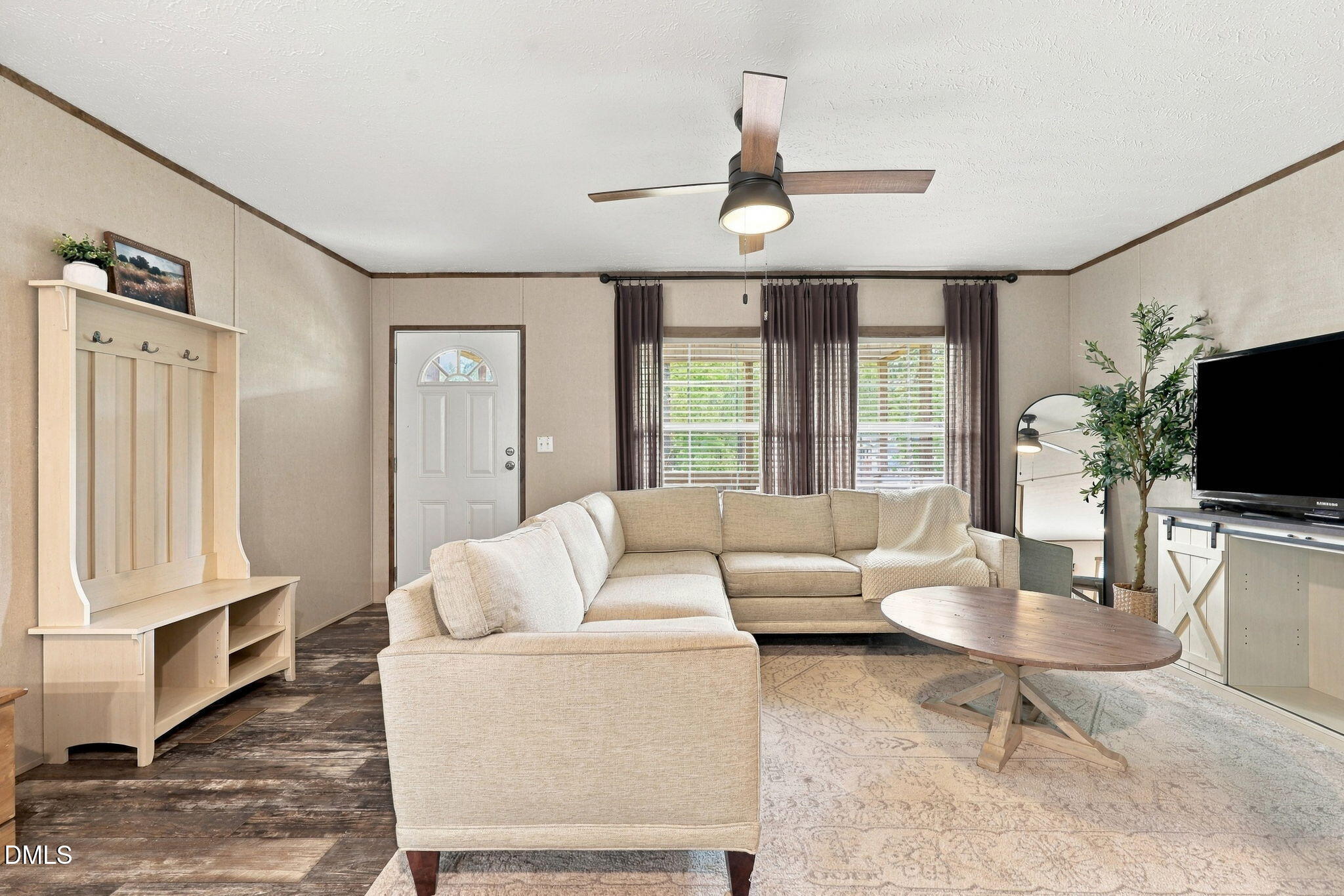 6629 Woodlawn Drive