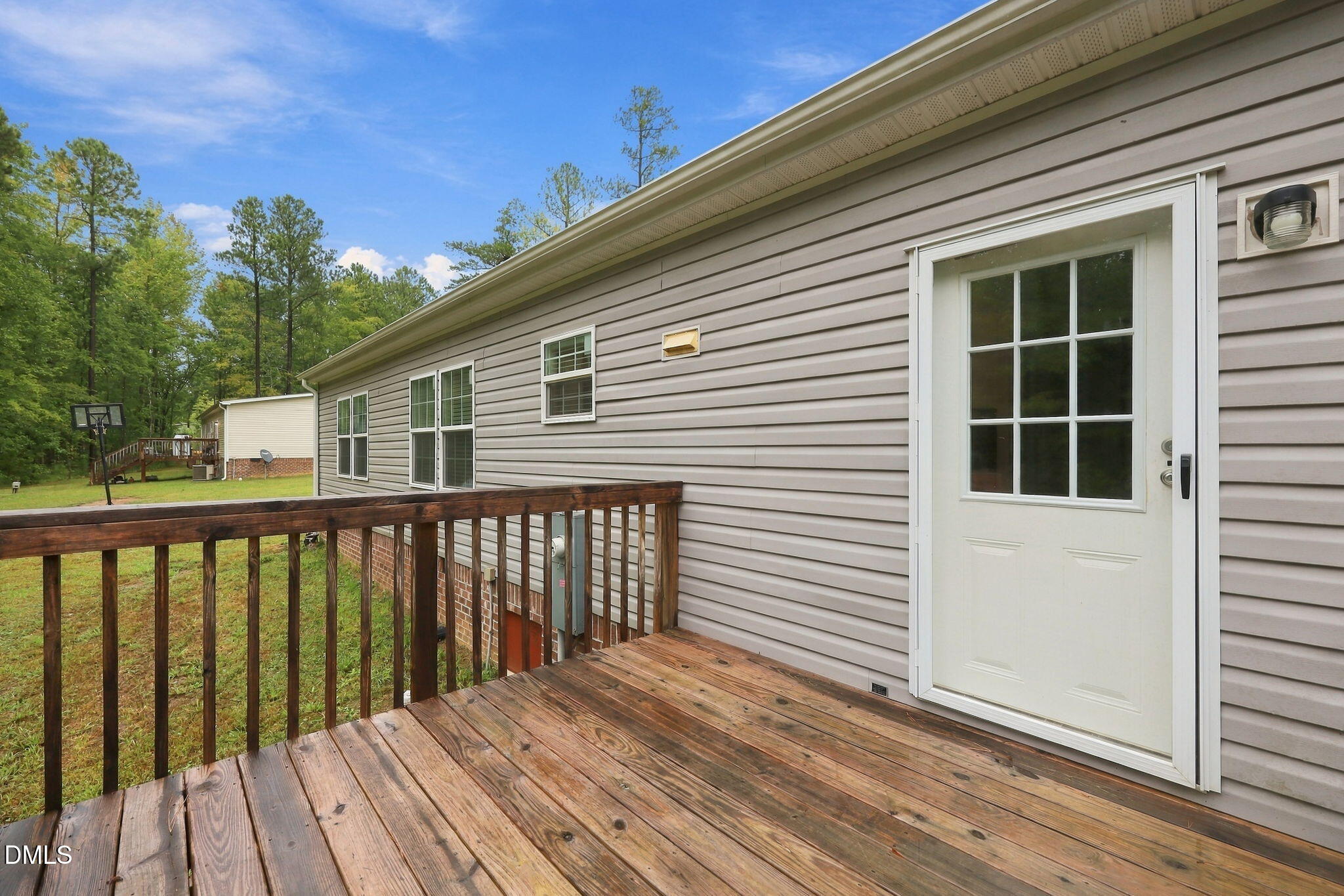 6629 Woodlawn Drive