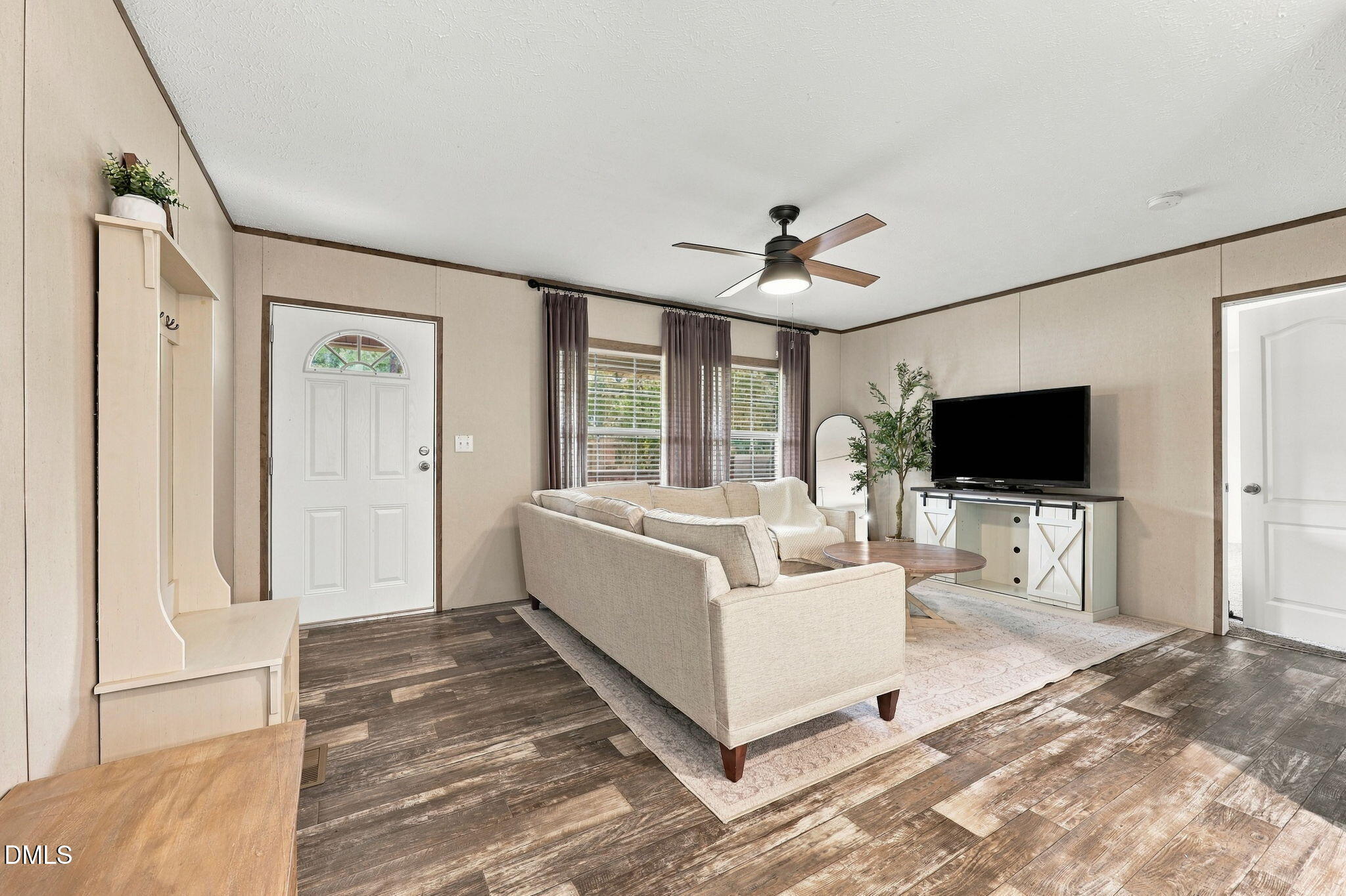 6629 Woodlawn Drive