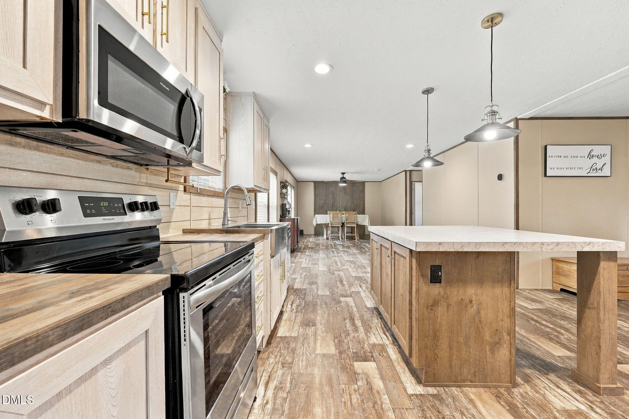 6629 Woodlawn Drive