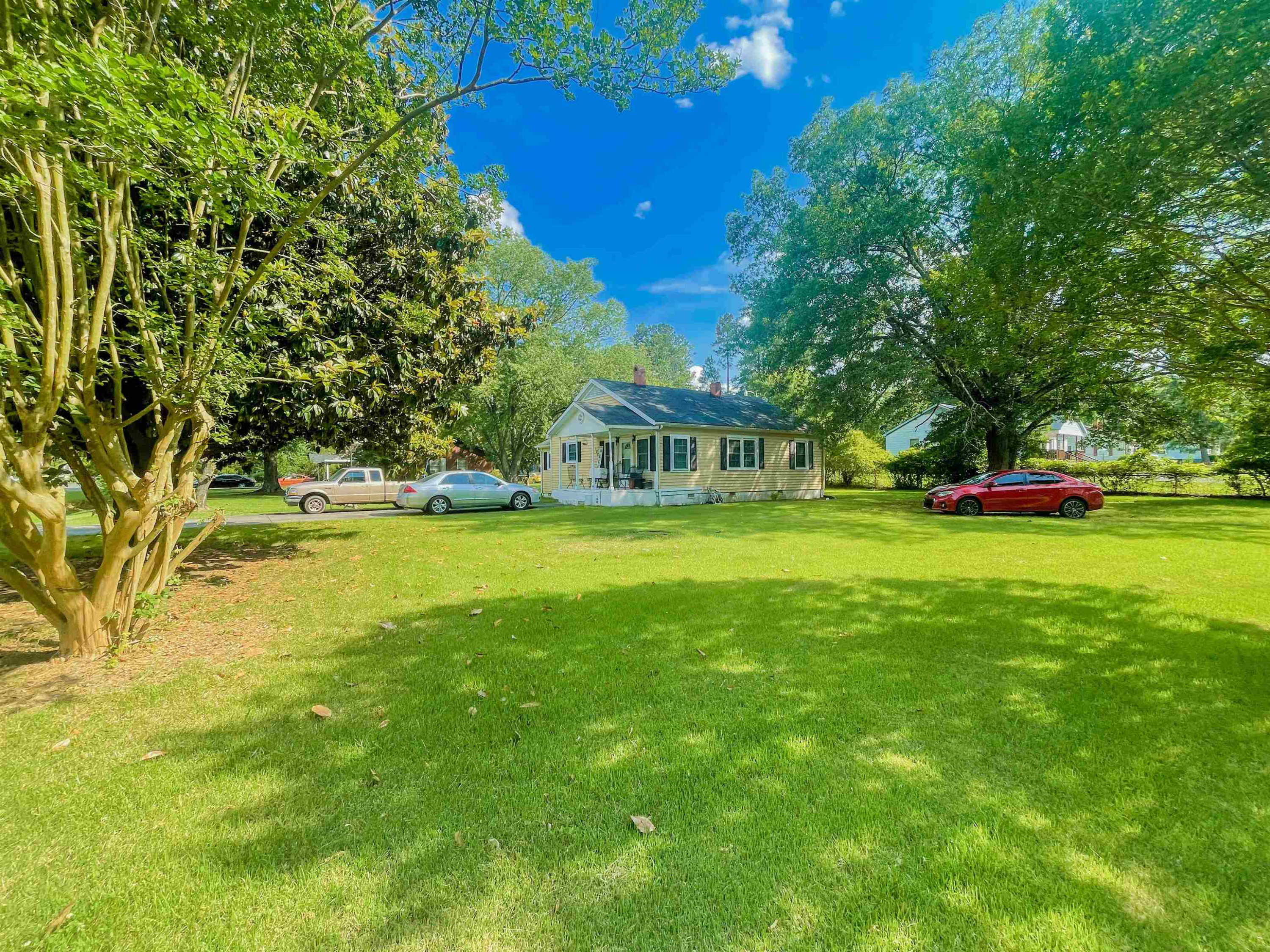 1004 E F Street
