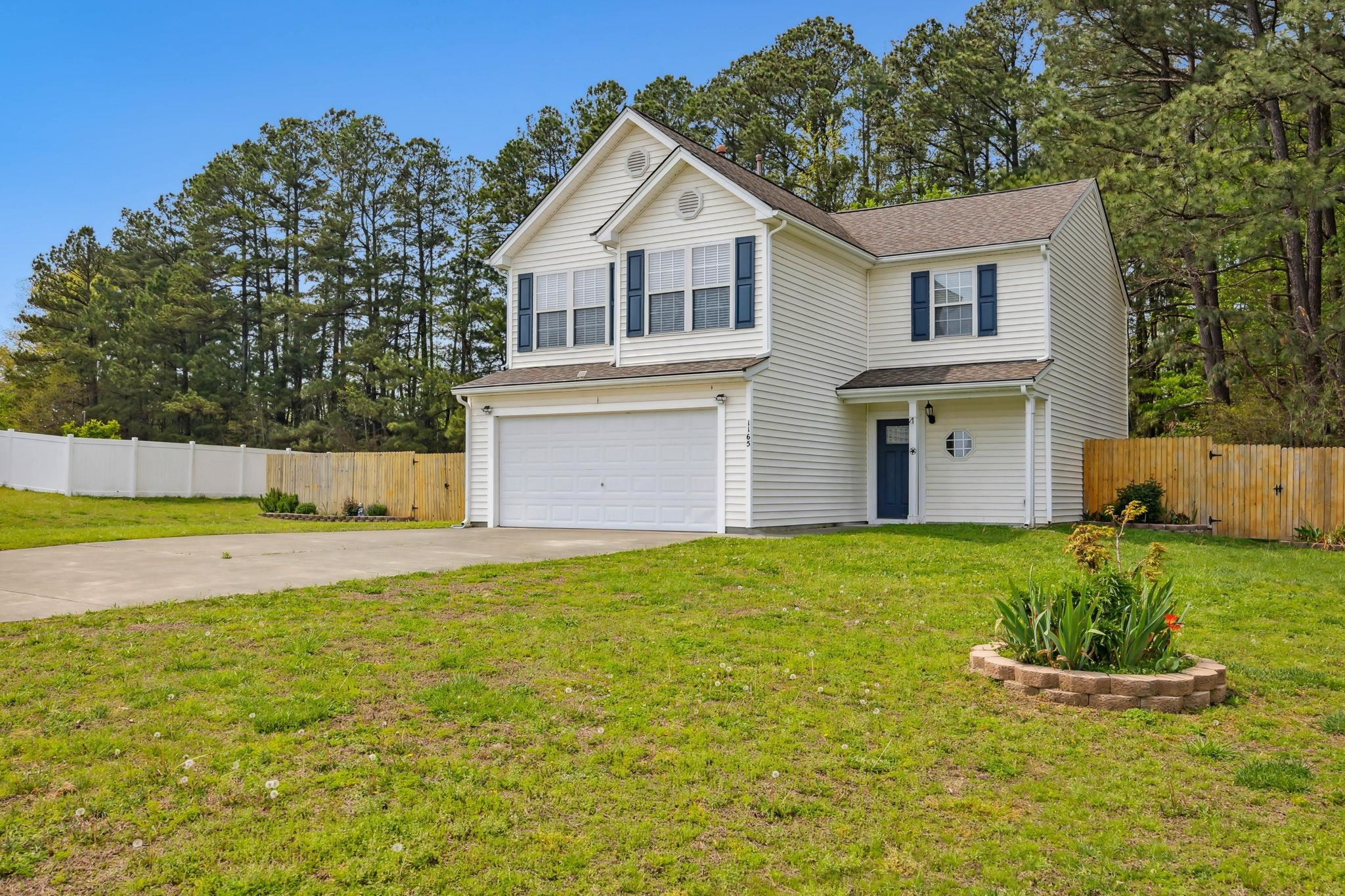 1165 Mallard Place