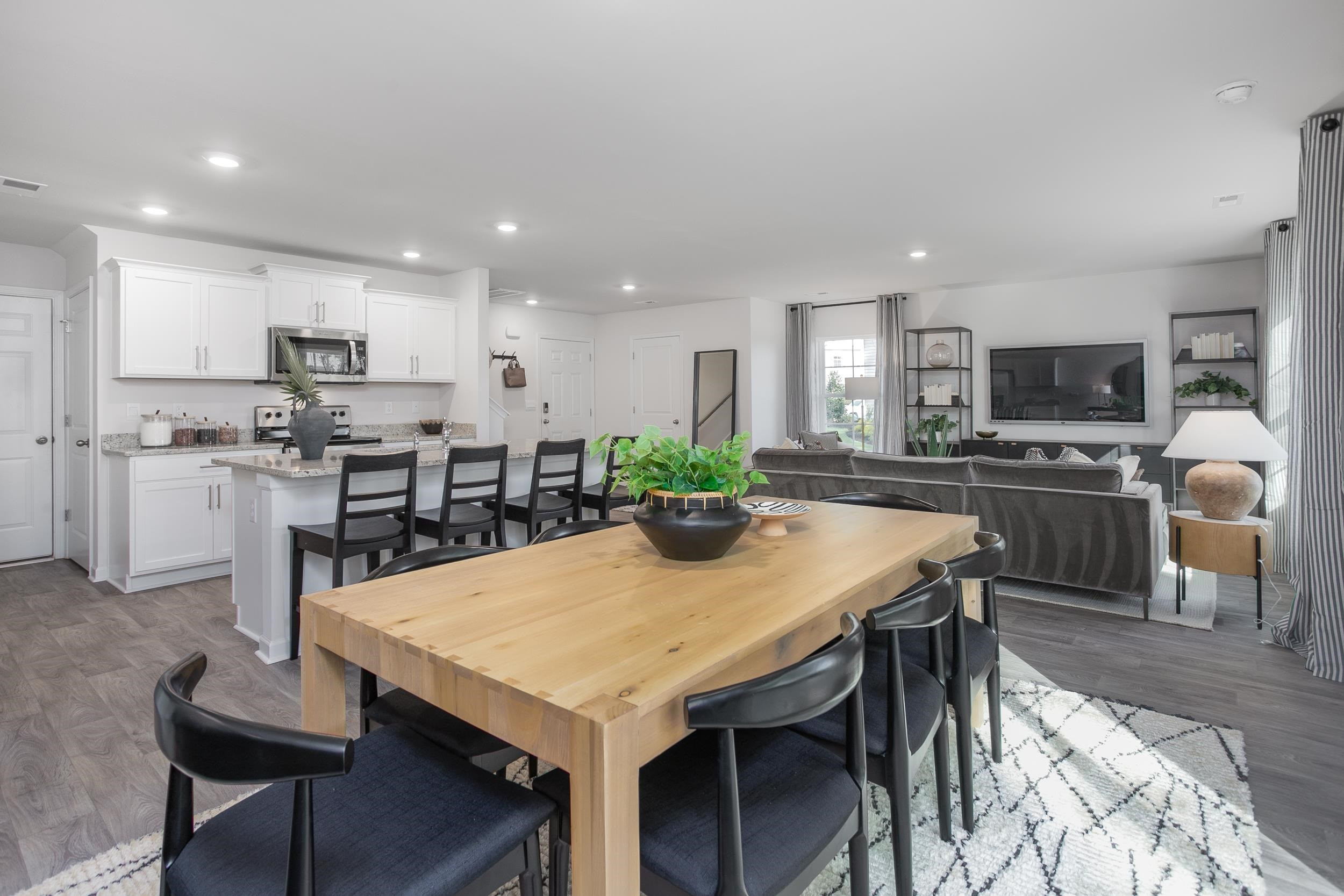 2508 Lily Drive