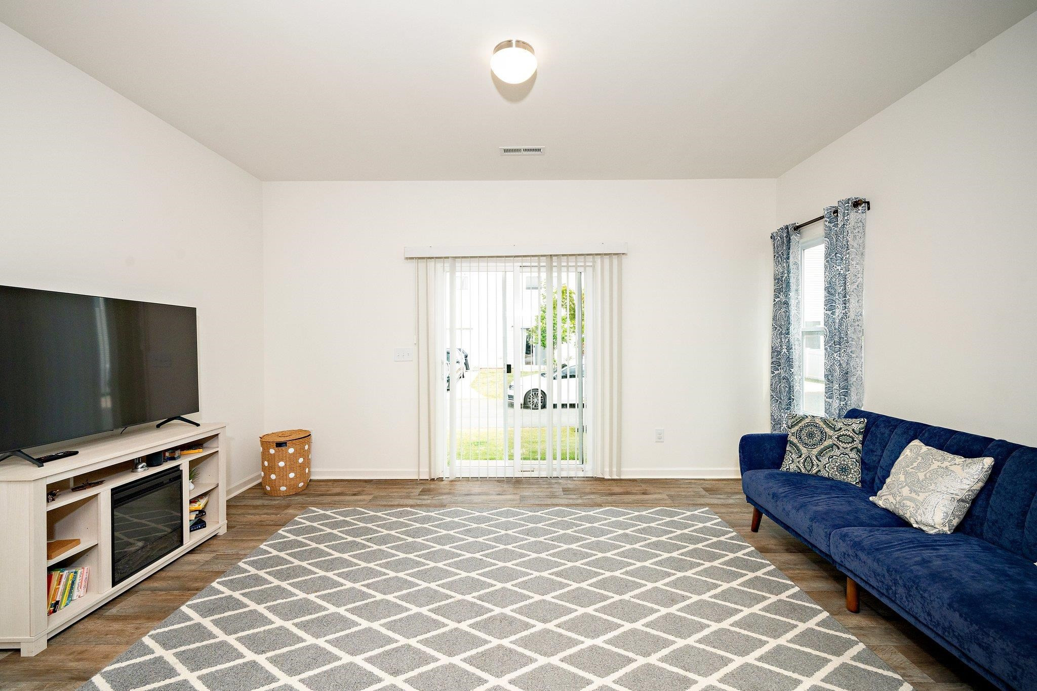 1294 Copper Circle