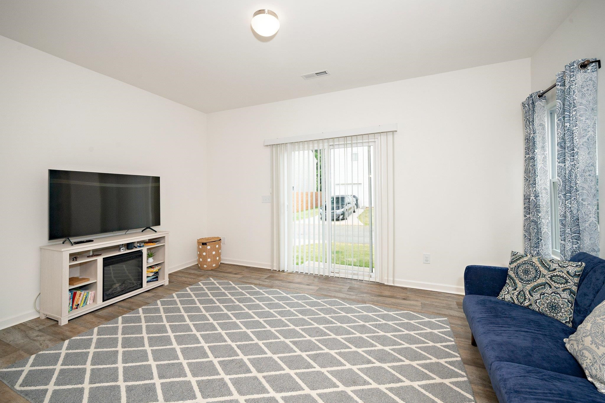 1294 Copper Circle