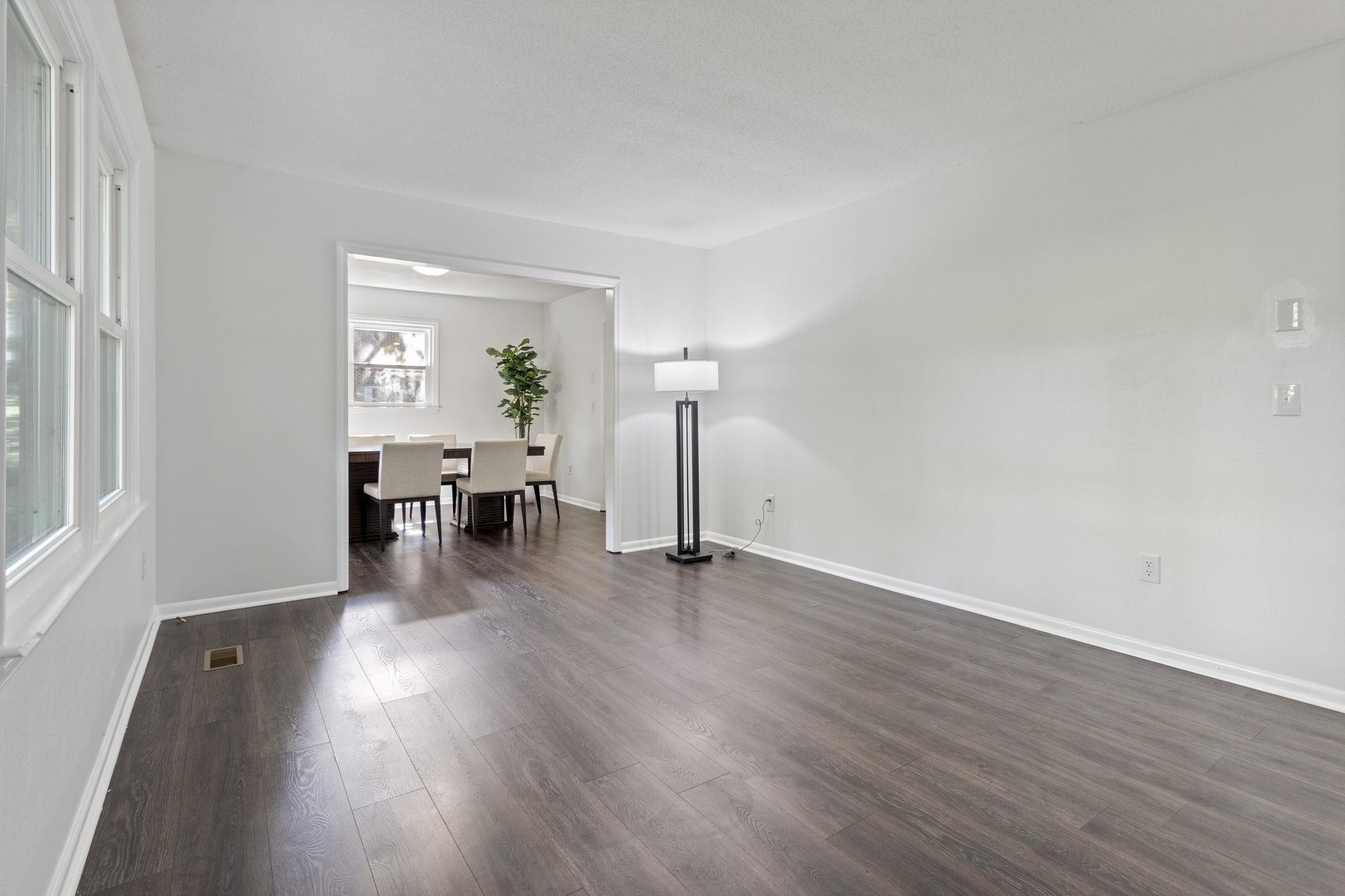 5611 Willow Drive