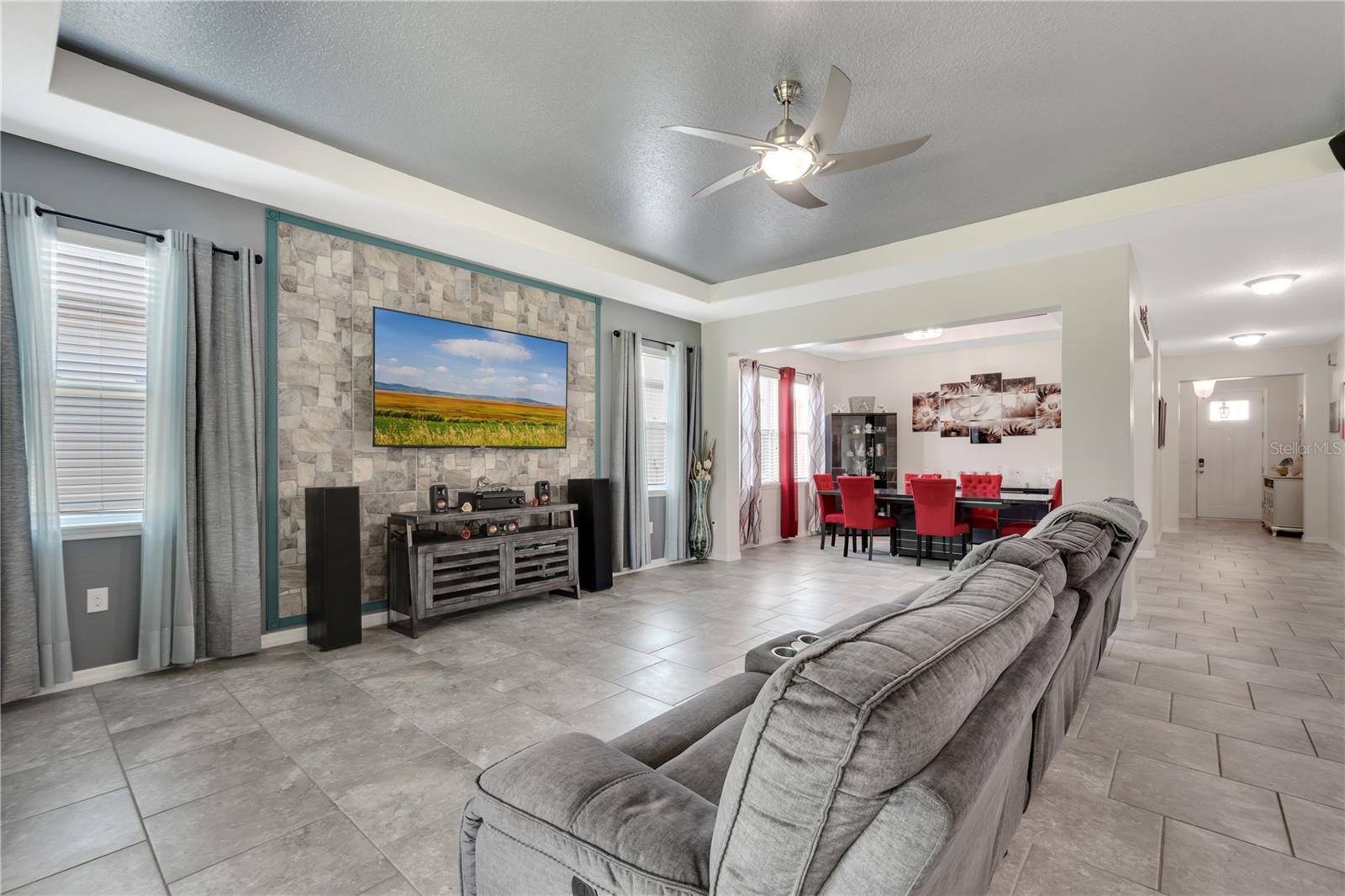 1875 RUSTIC FALLS DR