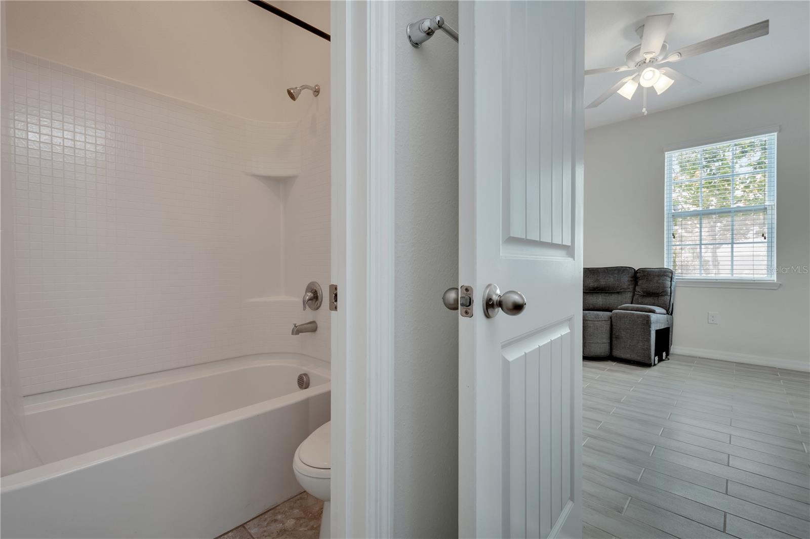 1875 RUSTIC FALLS DR