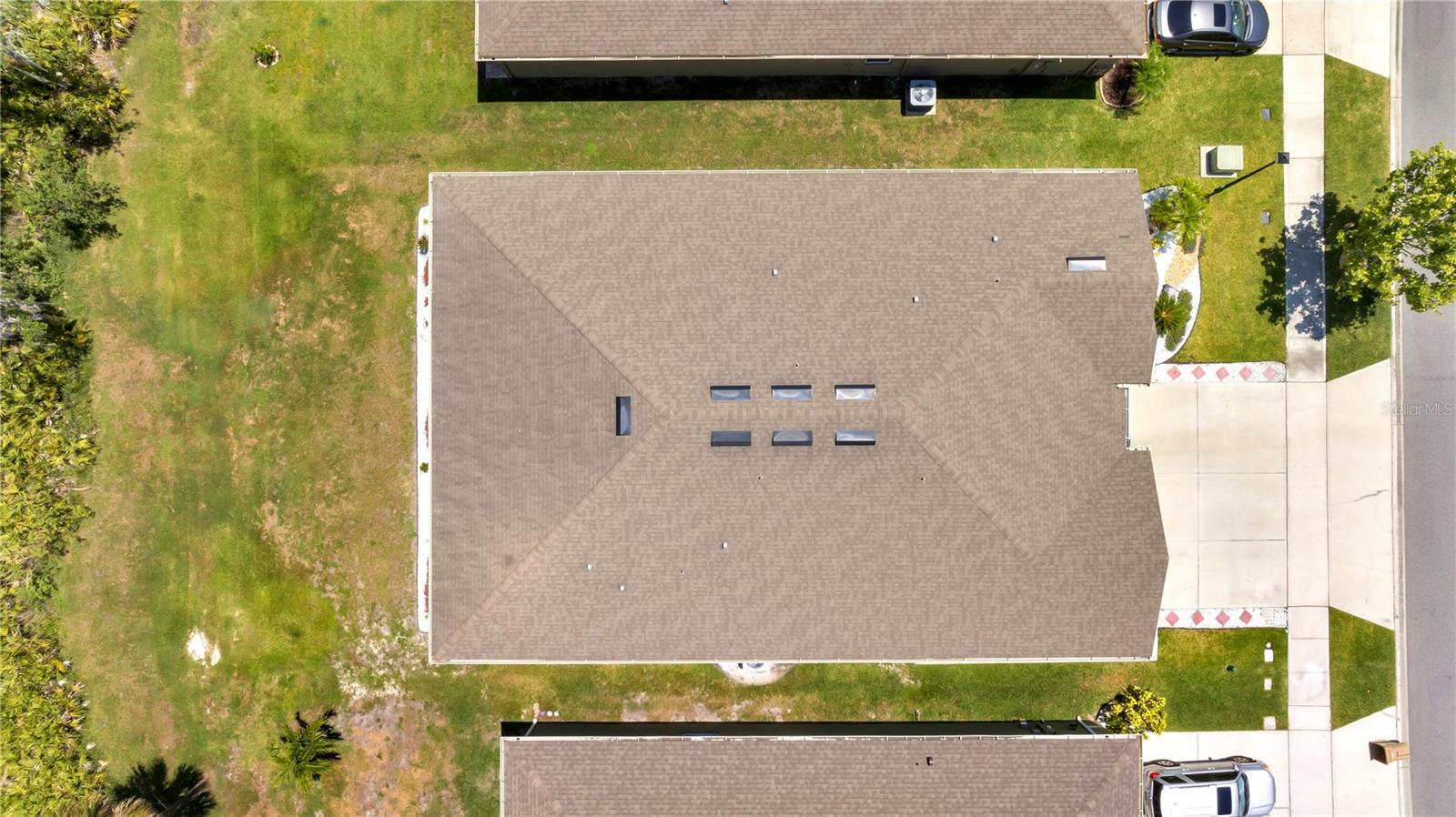 1875 RUSTIC FALLS DR