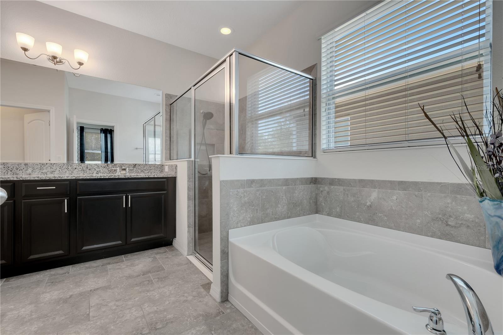 1875 RUSTIC FALLS DR