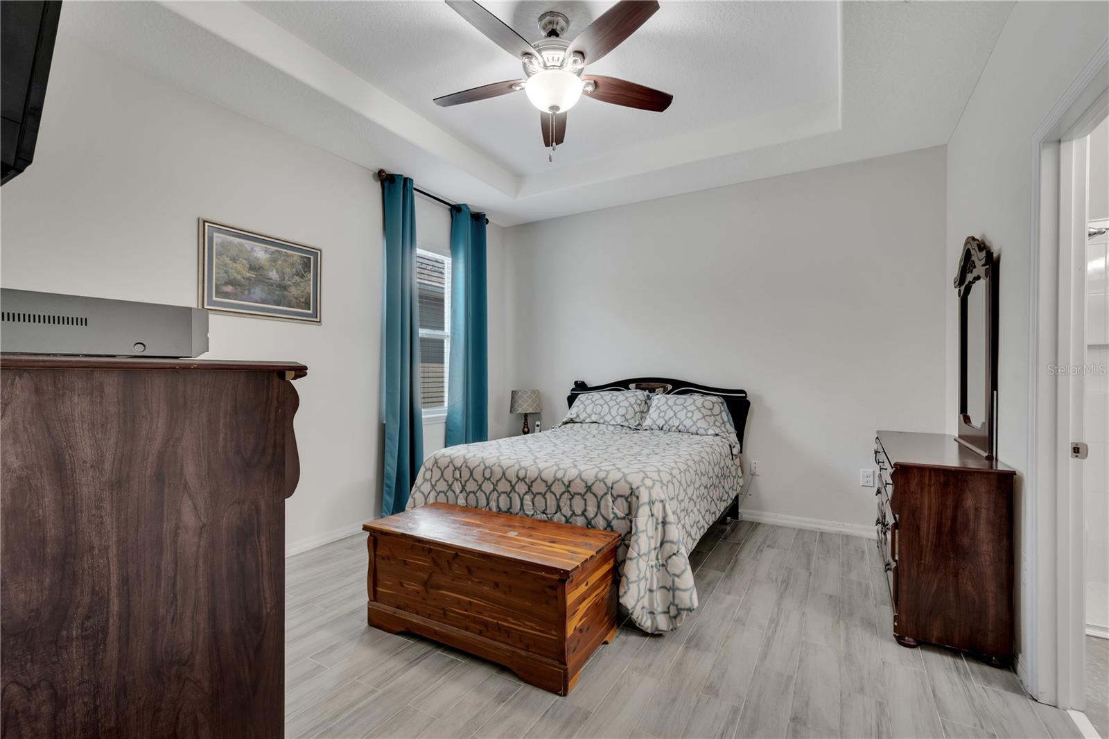 1875 RUSTIC FALLS DR