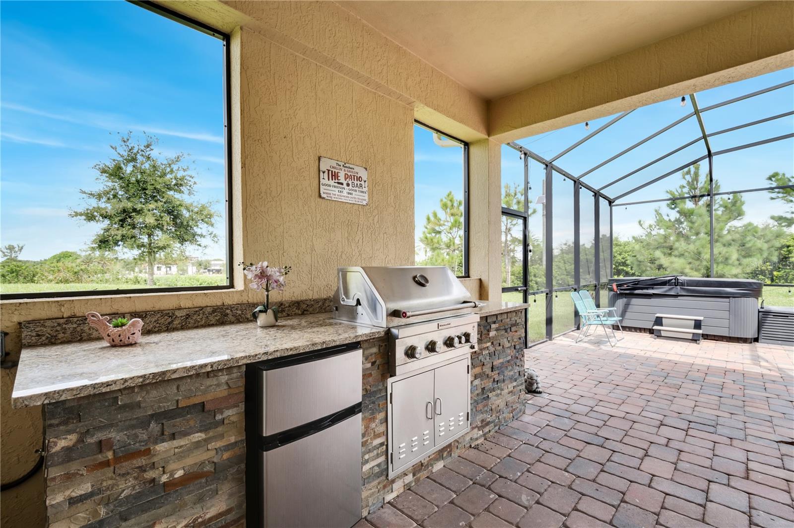 2618 MEADOWEDGE LOOP