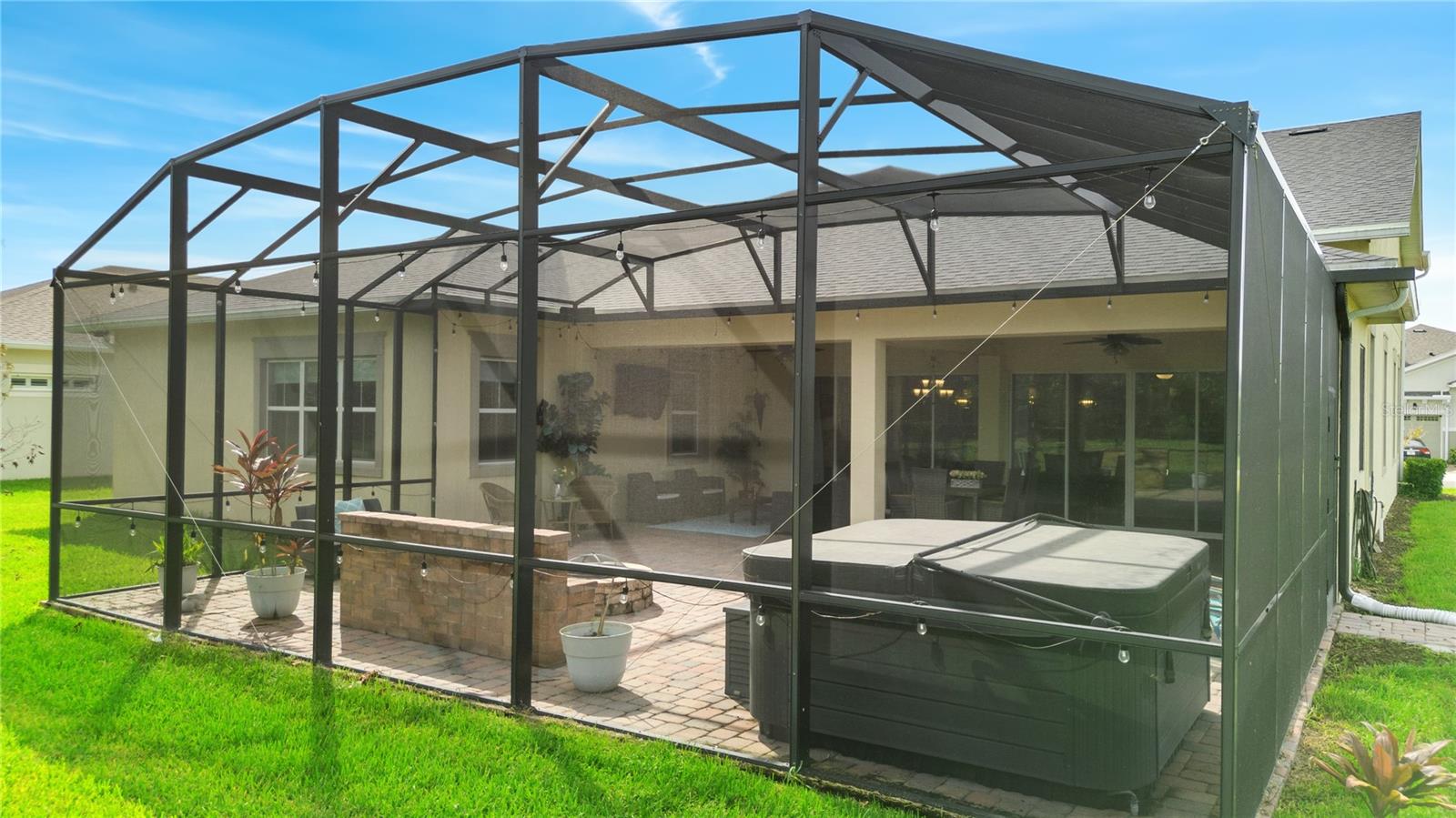 2618 MEADOWEDGE LOOP