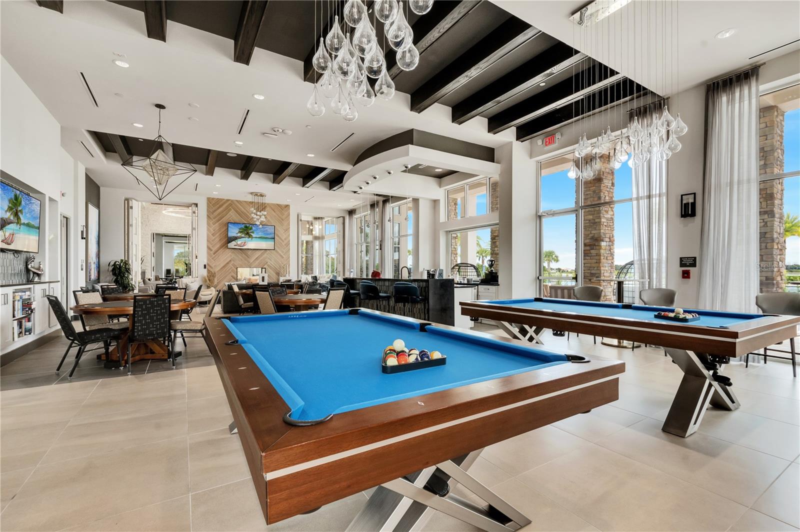 2618 MEADOWEDGE LOOP