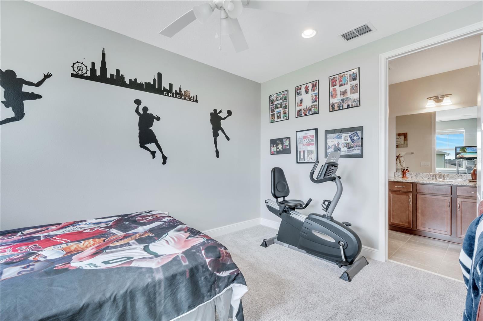 2618 MEADOWEDGE LOOP