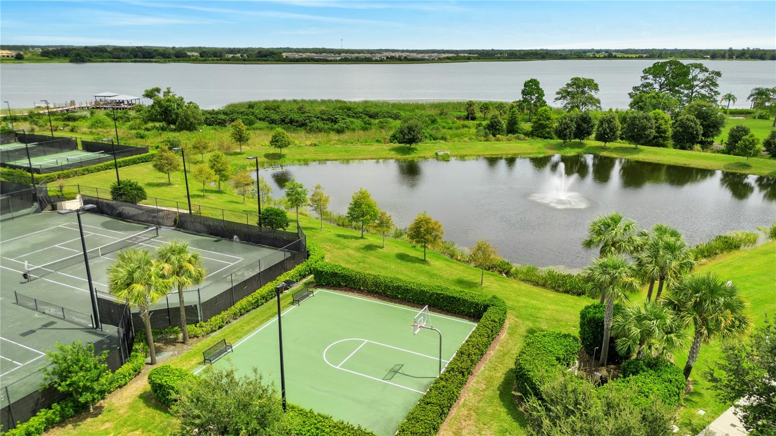 2618 MEADOWEDGE LOOP