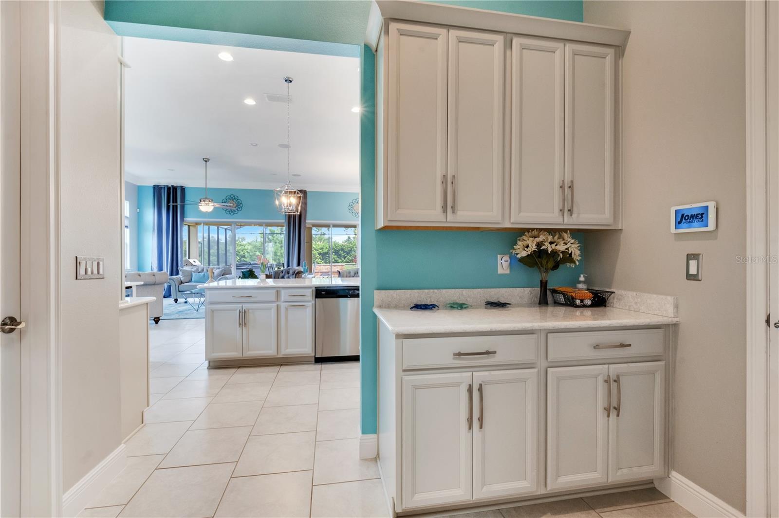 2618 MEADOWEDGE LOOP