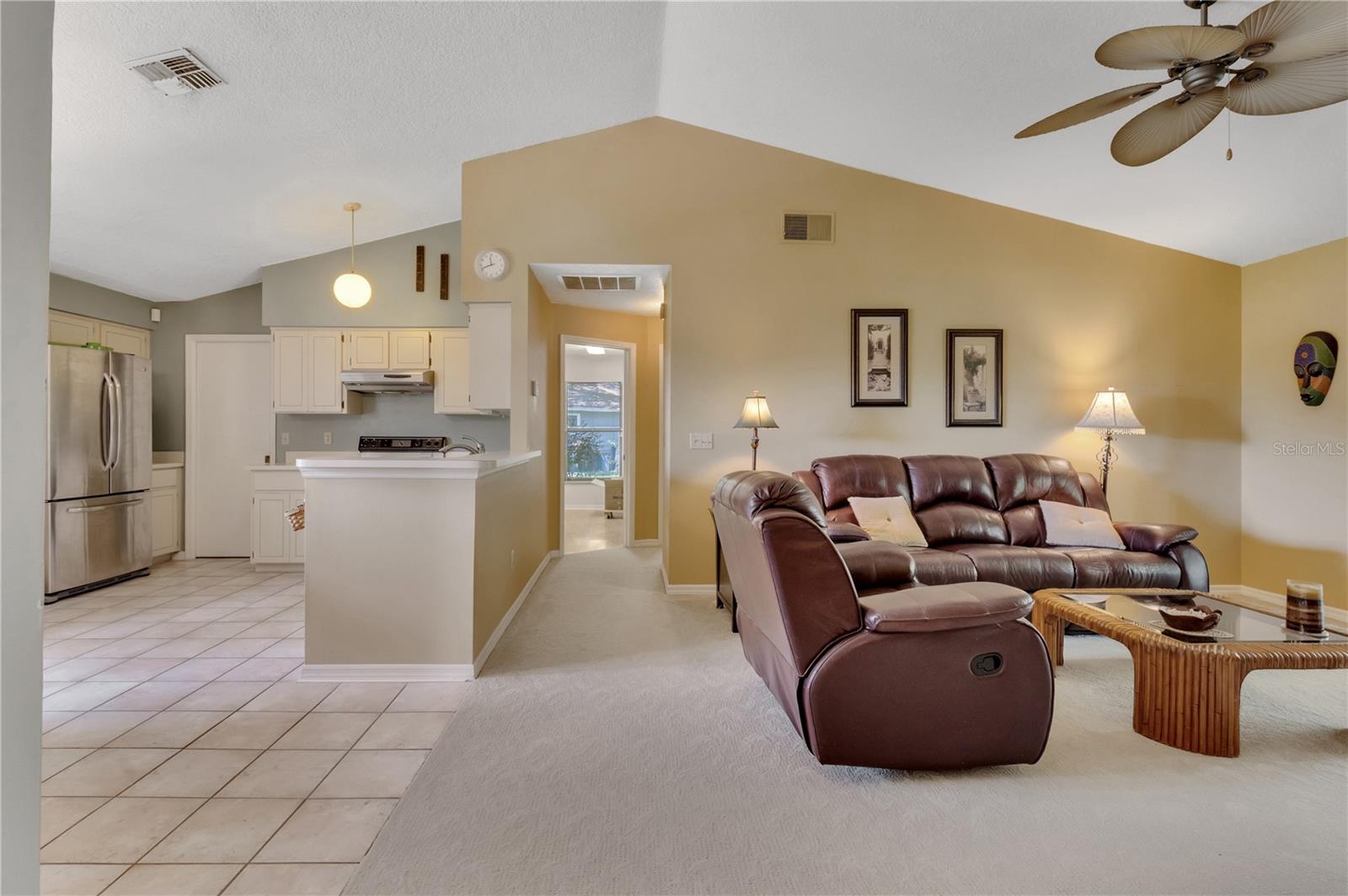 4809 BREEZY PALMS CT