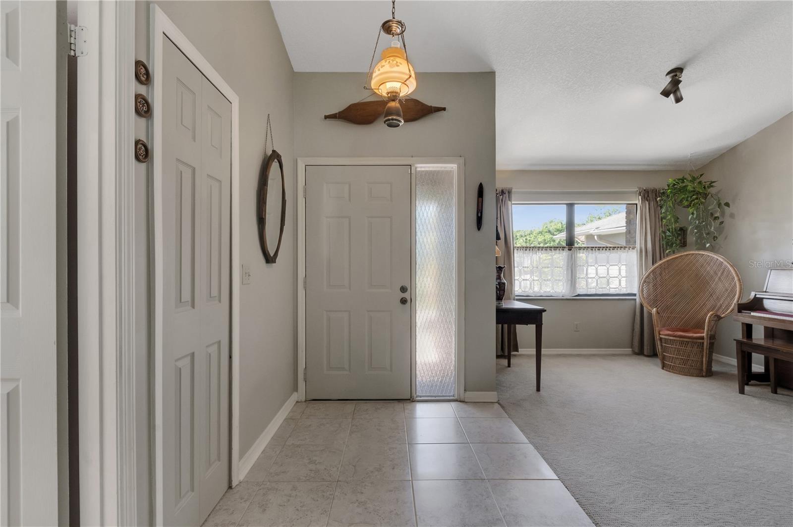 4809 BREEZY PALMS CT