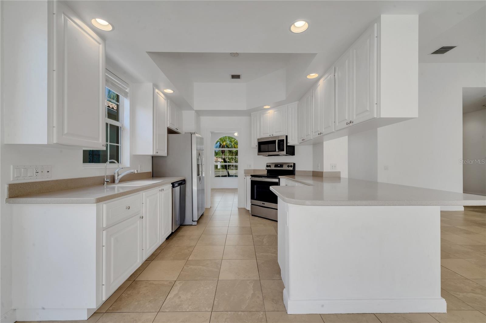 11840 EAGLE RAY LANE