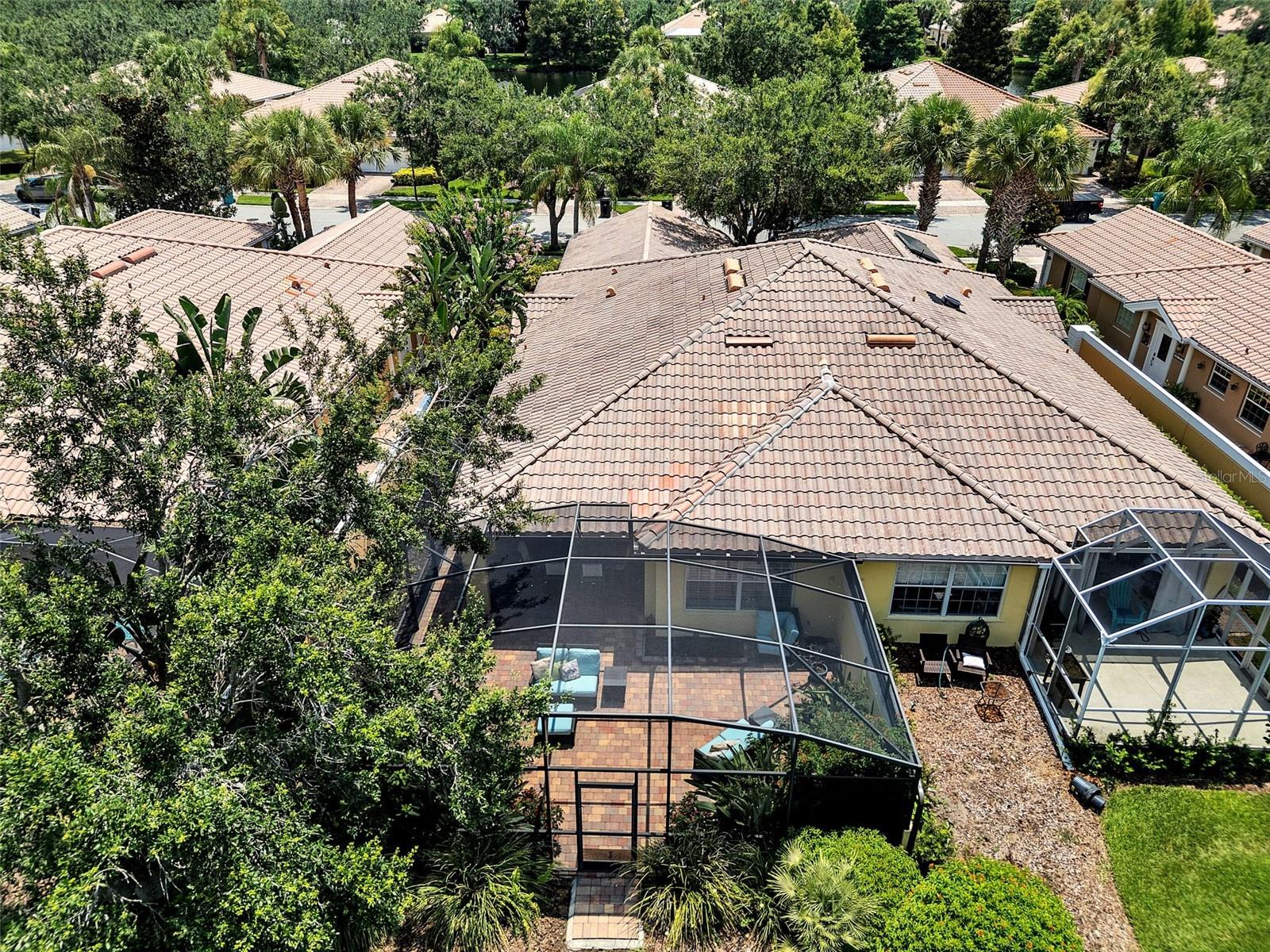 11854 DELFINA LN