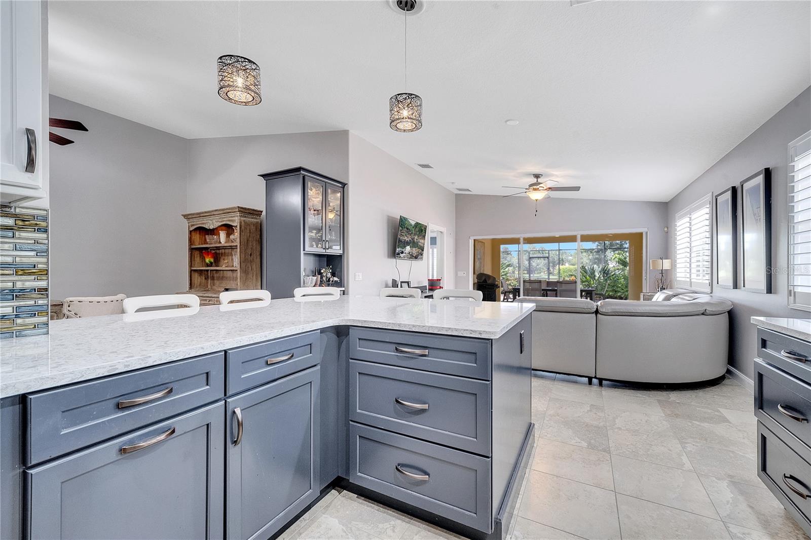 11854 DELFINA LN