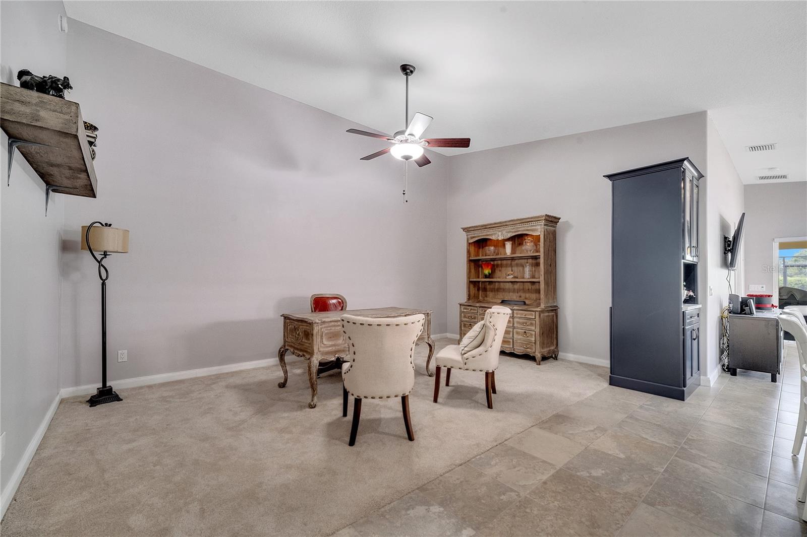 11854 DELFINA LN