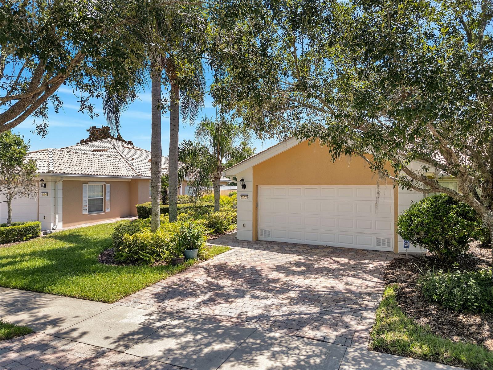 11753 FAN TAIL LN