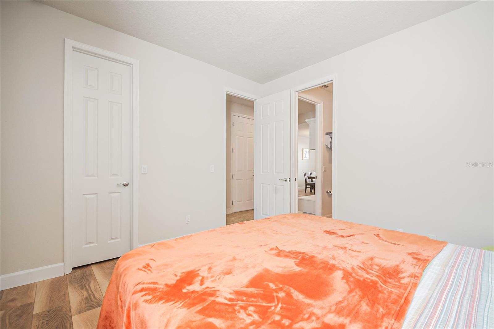 12077 ULETA LN