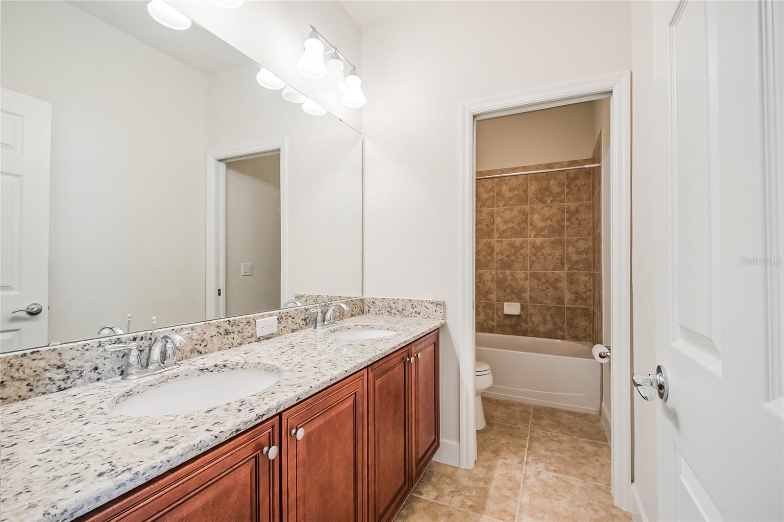 12077 ULETA LN