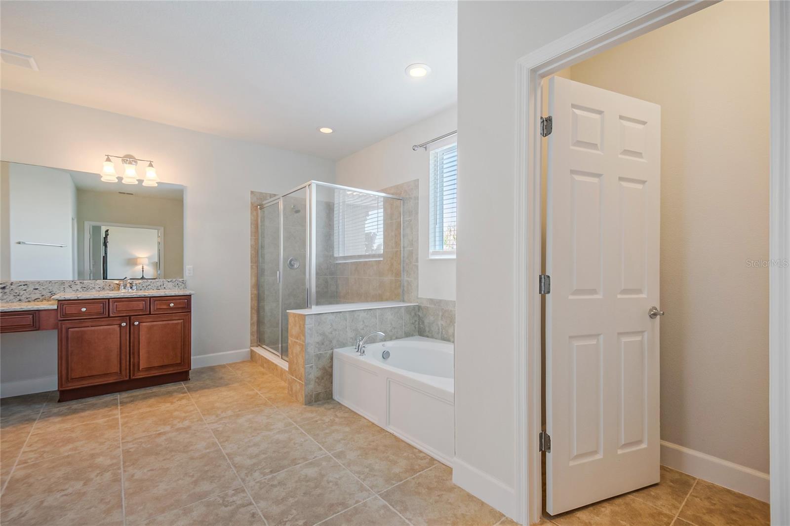 12077 ULETA LN