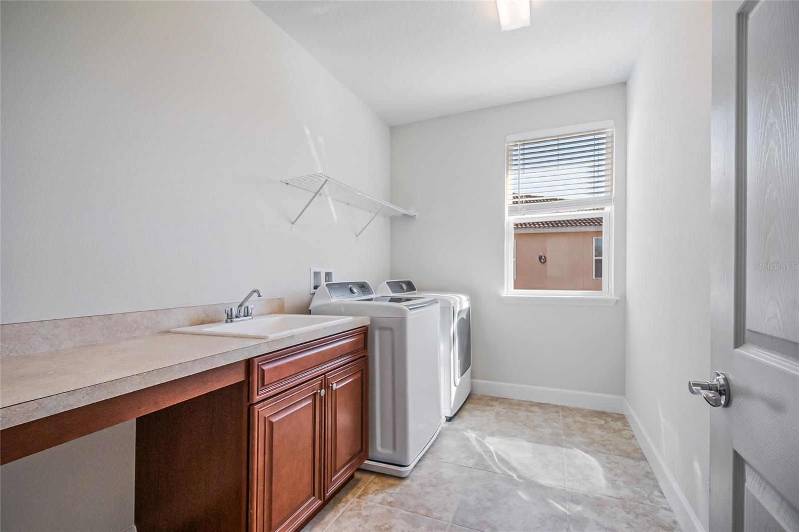 12077 ULETA LN