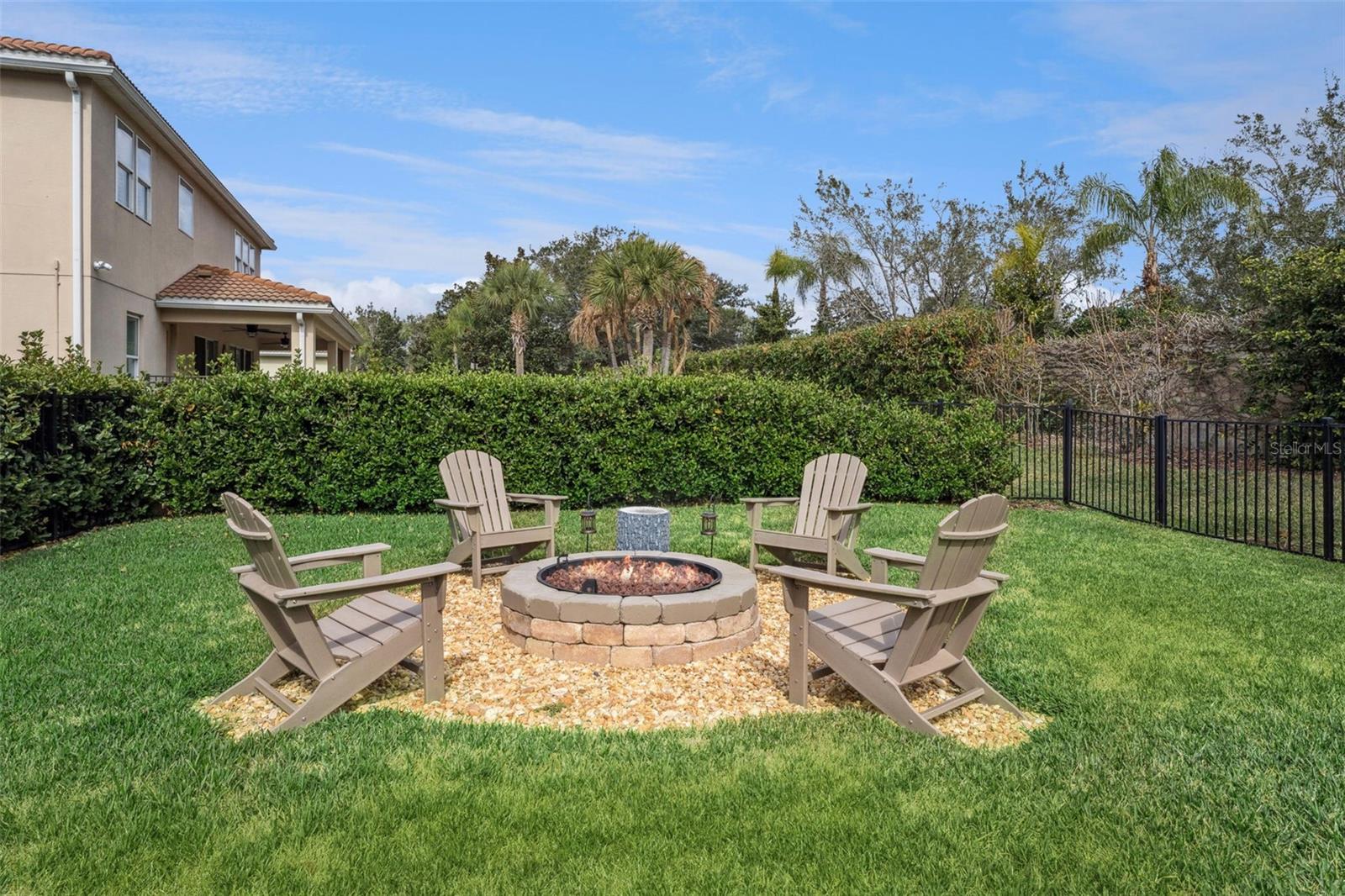 11818 FIORE DR