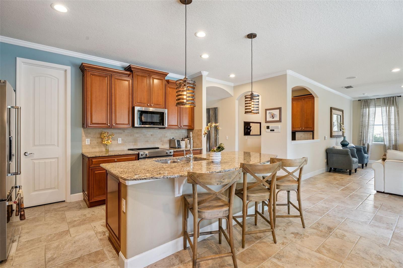 11818 FIORE DR