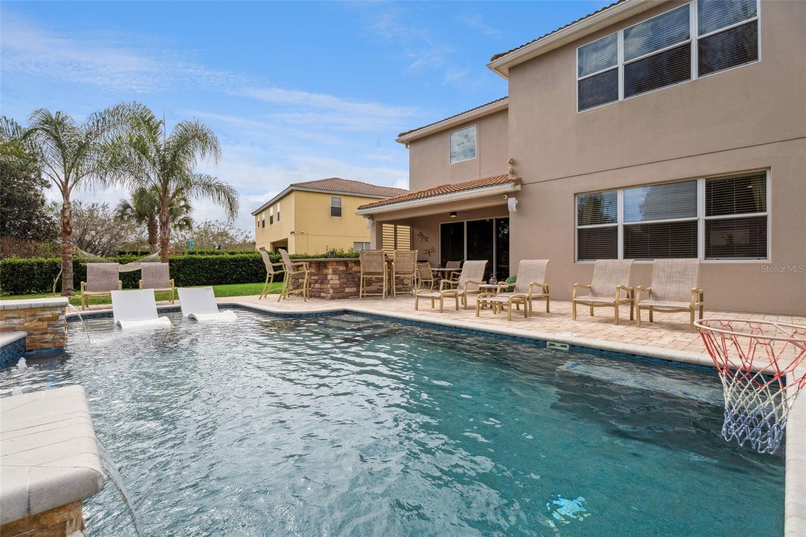 11818 FIORE DR