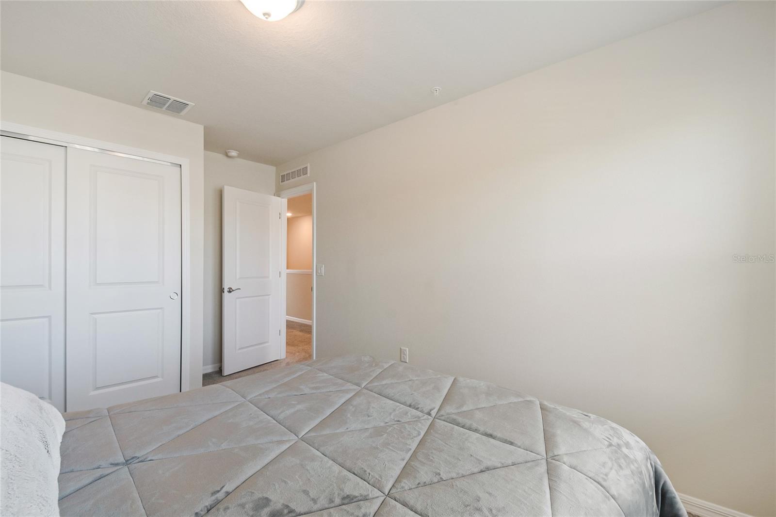 6938 REVERIE PARK AVE