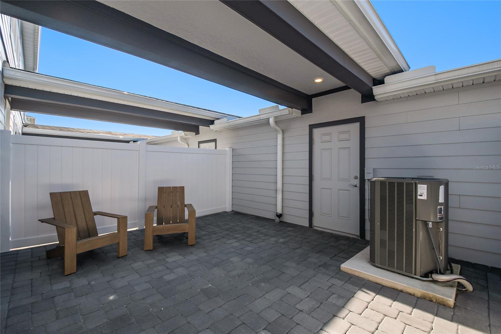 6938 REVERIE PARK AVE